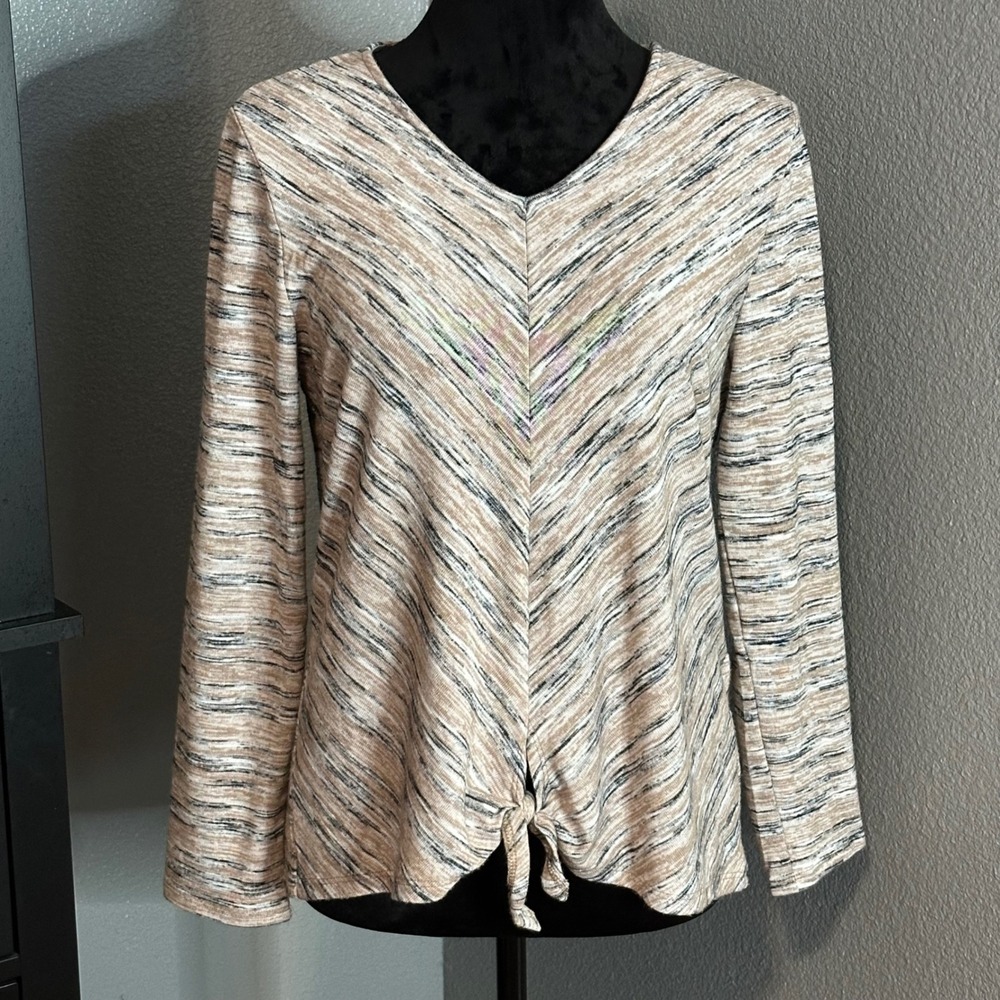 Chico's Top Size 1  Medium Textured Stripe V-Neck Tie‎ Front Neutral Boho